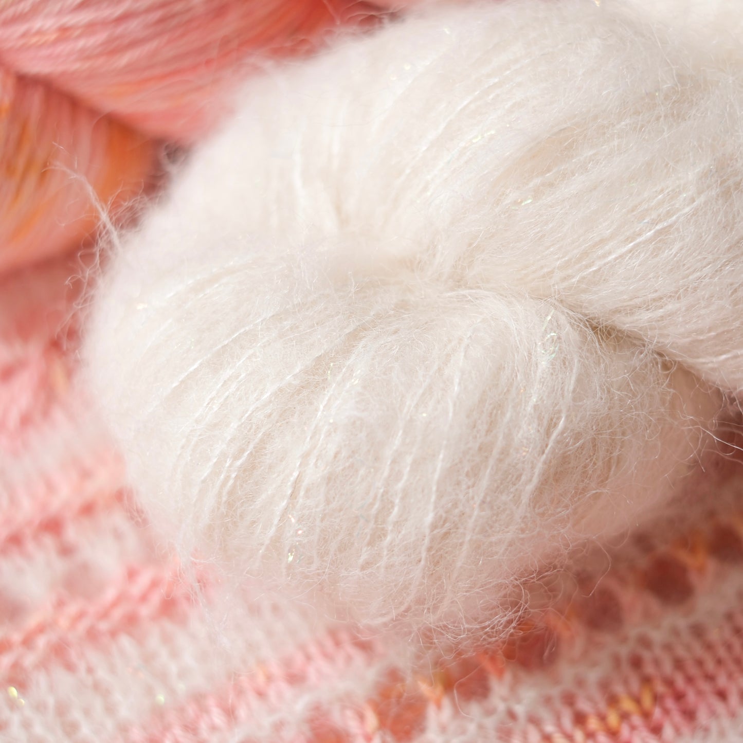 Rainbow Suri Fluff in Naked