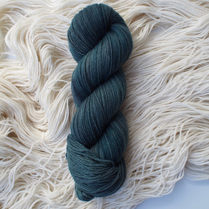 Blue Pine - Corrie Woolen